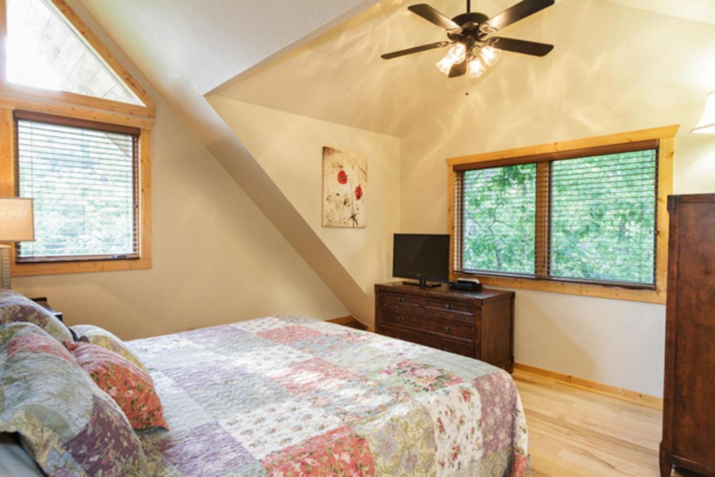 Big Bear Ridge Lodge - Breathtaking Mountain Views And Private Forest Scenes In Amazing Large Log Cabin Gatlinburg Kültér fotó