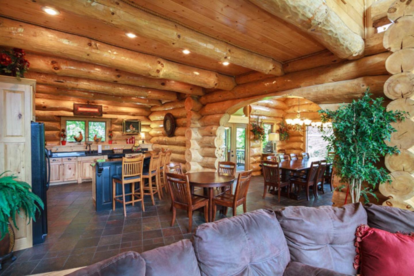 Big Bear Ridge Lodge - Breathtaking Mountain Views And Private Forest Scenes In Amazing Large Log Cabin Gatlinburg Kültér fotó