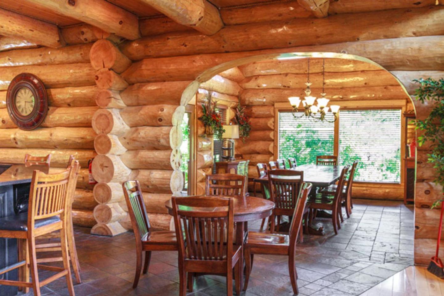 Big Bear Ridge Lodge - Breathtaking Mountain Views And Private Forest Scenes In Amazing Large Log Cabin Gatlinburg Kültér fotó
